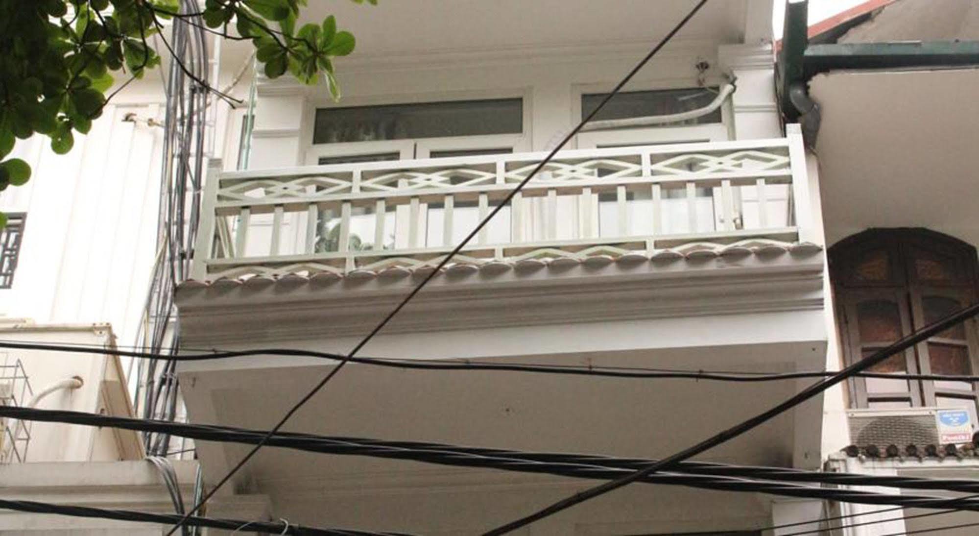 Hovi Ma May Hanoi Buitenkant foto